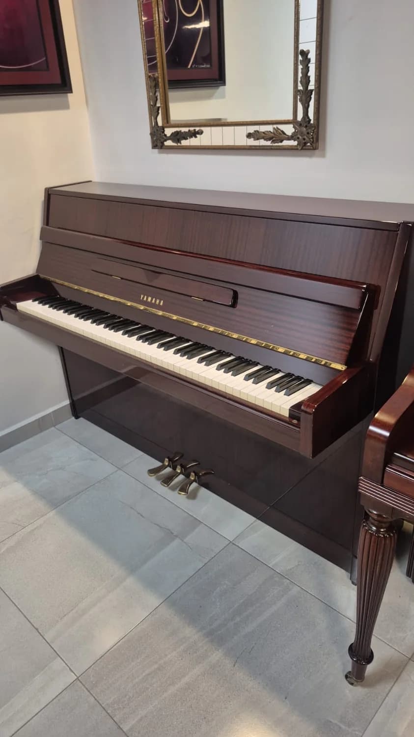 YAMAHA · M5J